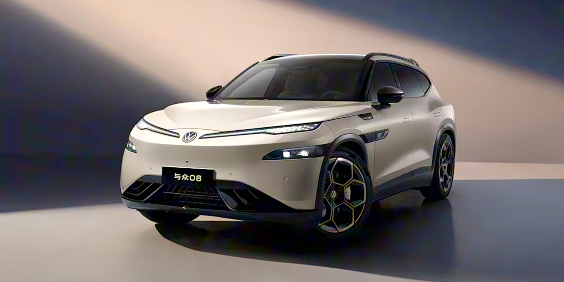 Kinija audringa: „Volkswagen“ pristato tik šiai rinkai skirtą naują elektrinį SUV ID.UNYX 08
