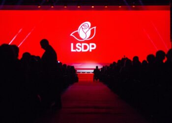 Skandalai, pažadai ir pajudinti ledai: ką LSDP per pirmuosius kadencijos metus nutyli Seime?