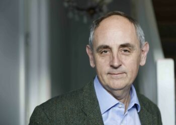 Į Vilnių atvykstantis E. Lucasas: tik šalys su gilia trauma išlieka atsparios naujoms grėsmėms