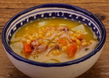 Lenkė atskleidė paslaptį: štai kodėl daugiau NIEKADA nemirkysiu žirnių sriubai – sutaupau valandą