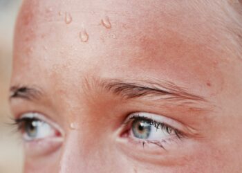 person's eyes looking on left side