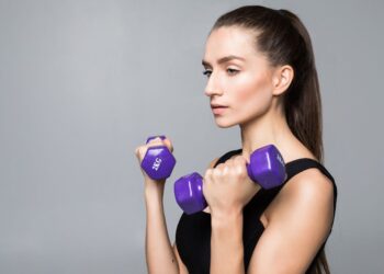 Mokslininkai įvardijo šokiruojantį amžių, kai ima smarkiai kristi jėgos ir fizinė forma