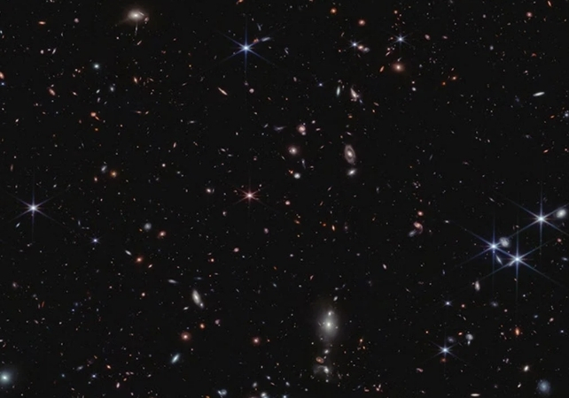 Kvazaras SDSS J0100+2802 EIGER tyrime