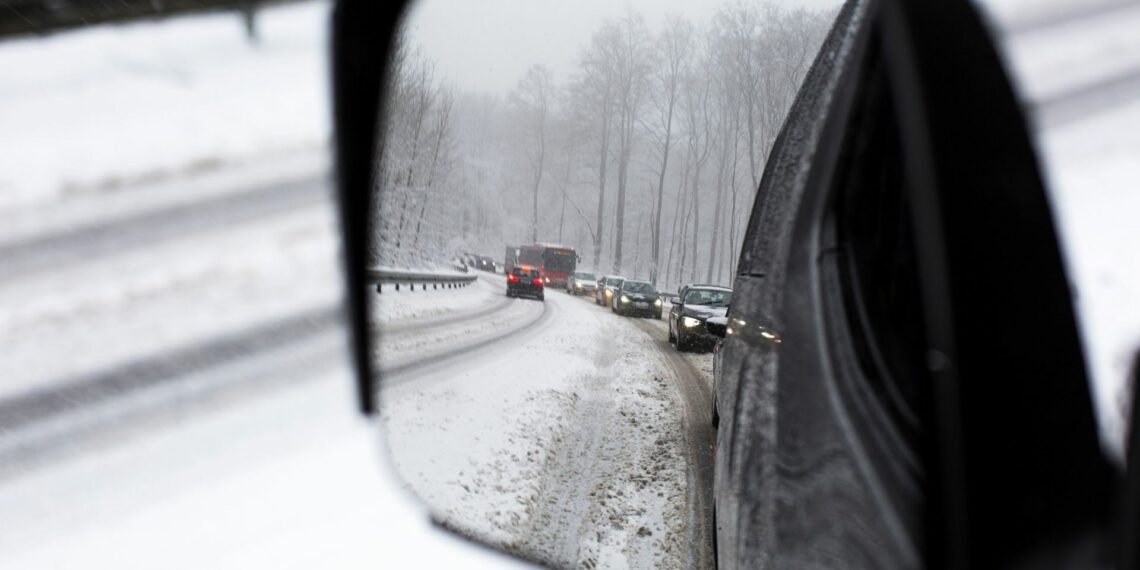 Naujųjų naktį siaus patruliai ir baudų lietus: ekspertai įspėja vairuotojus – klaida kainuos brangiai