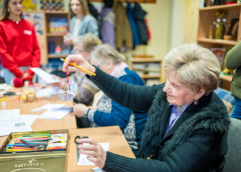 Neįtikėtina, kas vyksta senjorų klubuose: rado būdą jaustis reikalingiems ištisus metus