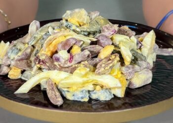 Salotos iš vištienos širdelių: paprastas ir sotus receptas kasdienai ir šventėms