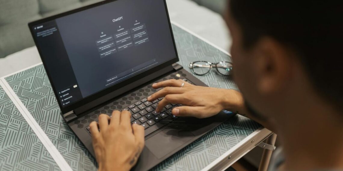 Šokiruojančios 5 priežastys, kodėl studentai meta dėstytojus ir renkasi ChatGPT: mokslai keičiasi visiems