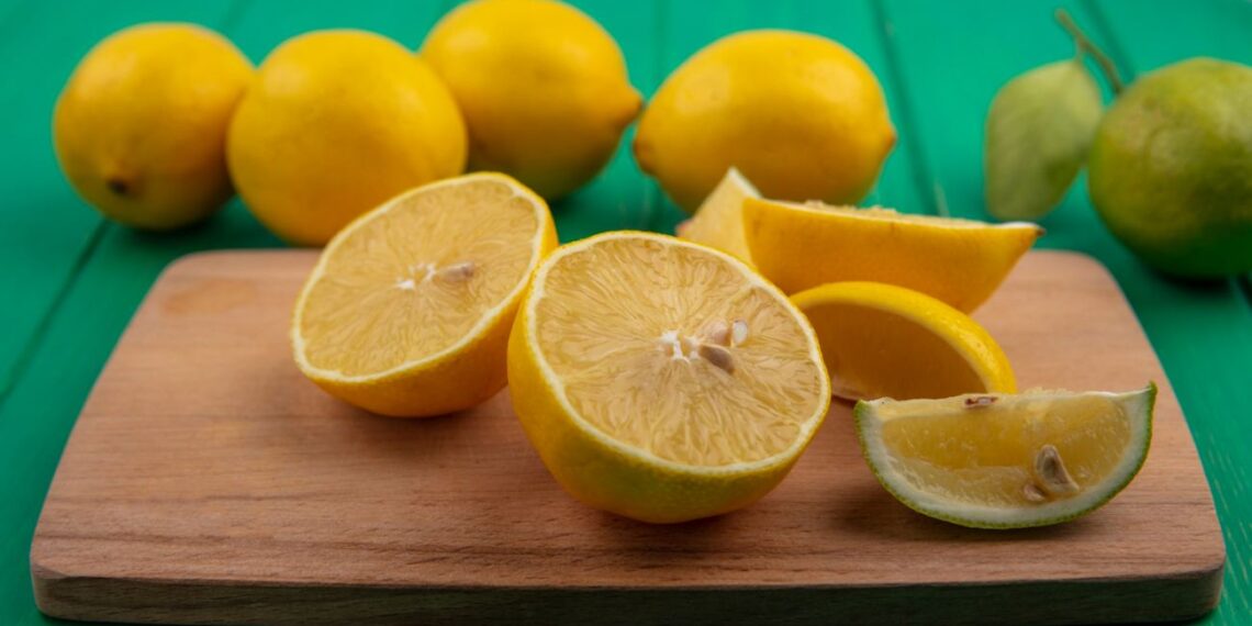 Šokiruojantis atradimas: citrinos žievelė – ne šiukšlė, o supermaistas su 5 stulbinamomis galiomis