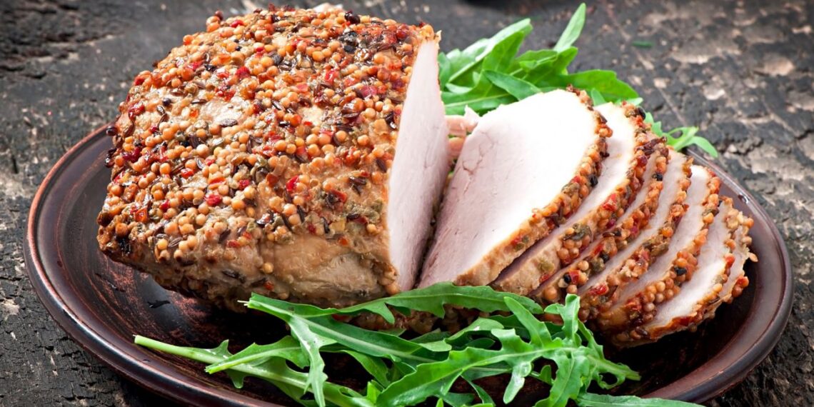 Šefas atskleidė paprastą triuką, kuris visada padeda iškepti sultingą mėsą