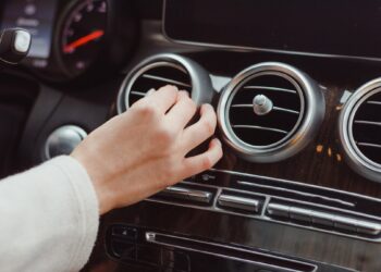 10 min. darbo ir salonas pasikeis neatpažįstamai: šią pamirštą detalę gali pasikeisti pats