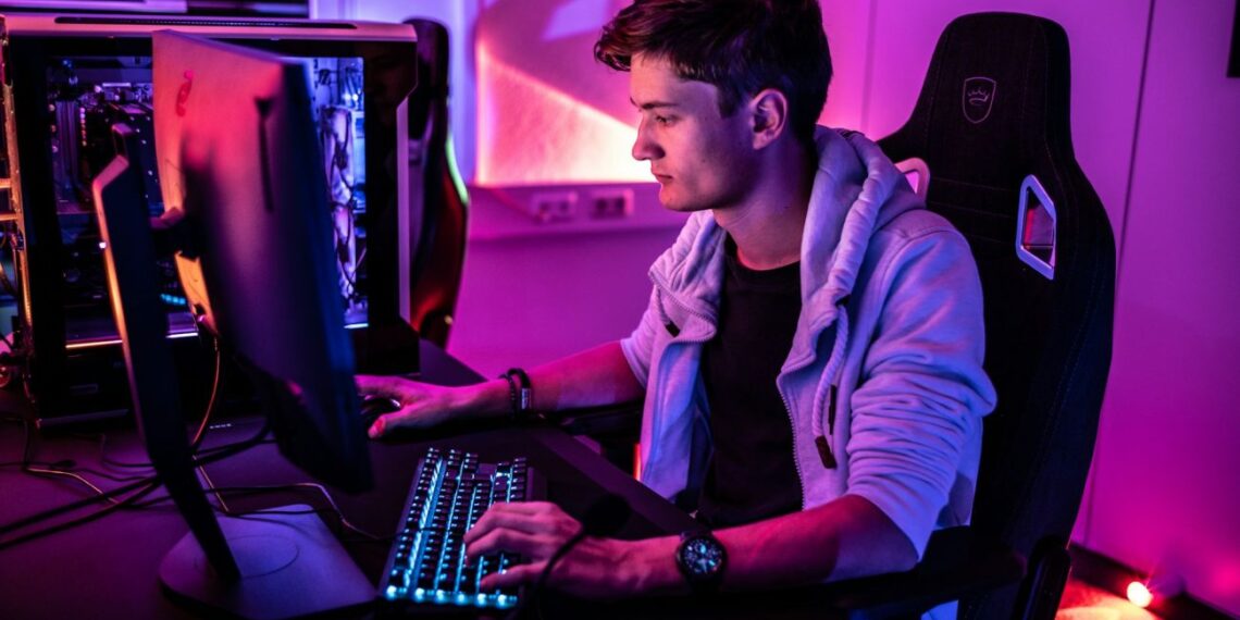 16 karščiausių sausio žaidimų PC ir konsolėms, kurių tiesiog negalite praleisti