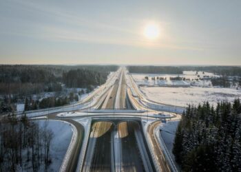 2026 m. kelių revoliucija: griūvantys tiltai, pavojingos autostrados ir žvyrkeliai pagaliau sulauks šoko remonto