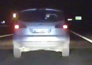 Lenkijoje 24-metis spruko nuo policijos ir iš auto išsviedė seifą su 80 tūkst. €: paaiškėjo dar daugiau