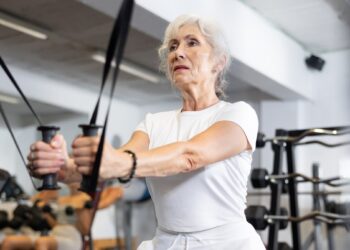 80-mečiai pradėjo kilnoti svorius: po metų tyrimai gydytojams atėmė žadą ir tai prilygo stebuklui