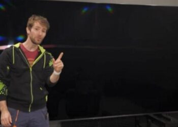 Ar tikrai verta permokėti? Blogeris išbandė televizorius nuo 30 iki 30 000 eurų ir liko šokiruotas