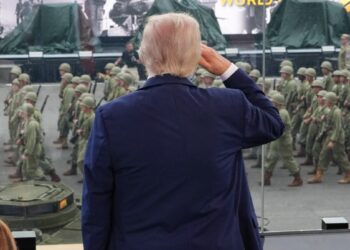 Trumpo armija jau žygiuoja: atskleista, kaip po metų pasikeitė JAV kariuomenė ir jos galia