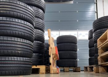 Aštuonerių metų pragaras dėl 82 padangų: teismo sprendimas sukrėtė visą automobilių rinką