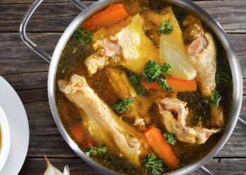 Atrasta slaptas ingredientas: iš šios mėsos virsi patį skaniausią, tirštą ir riebalais žaižaruojantį sultinį