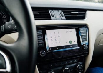 Atrastas slaptas Android Auto meniu: akimirksniu atrakinkite paslėptas funkcijas ir galias savo telefone