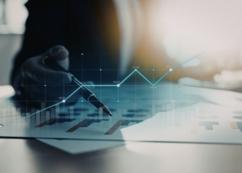 Auditas atskleidė netikėtą Santaros klinikų sėkmės formulę: trumpos eilės ir stabilūs finansai