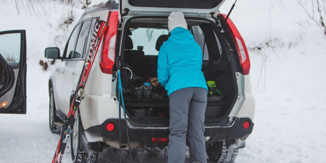 Austriijoje atostogaujančius lietuvius gali ištikti šokas: neteisingai vežamos slidės kainuos tūkstančius