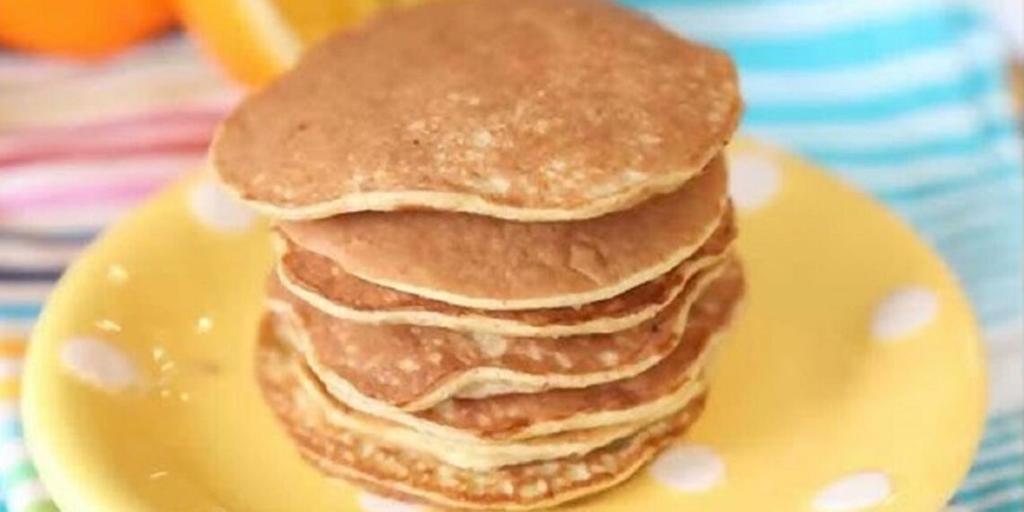 Bananas ir varškė vietoj miltų: šie sveiki blynai išprotino visą internetą – pabandyk šiandien