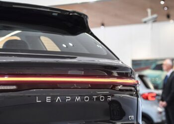 Chių automobilių invazija: ši nauja marka žada per dekadą 4 mln mašinų per metus