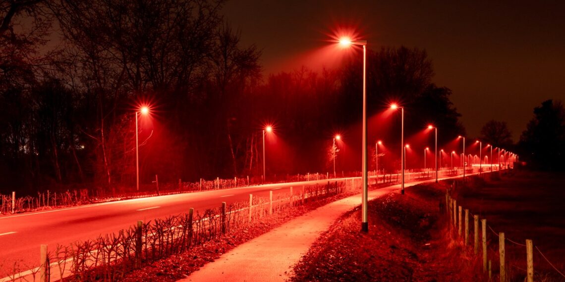 Danija ryžosi šokiruojančiam eksperimentui: raudonos gatvių lempos gali viską pakeisti