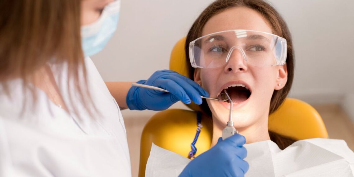 Dantys, apie kuriuos tylėjo odontologai: kada išdygsta protiniai ir ar privalai juos rauti?