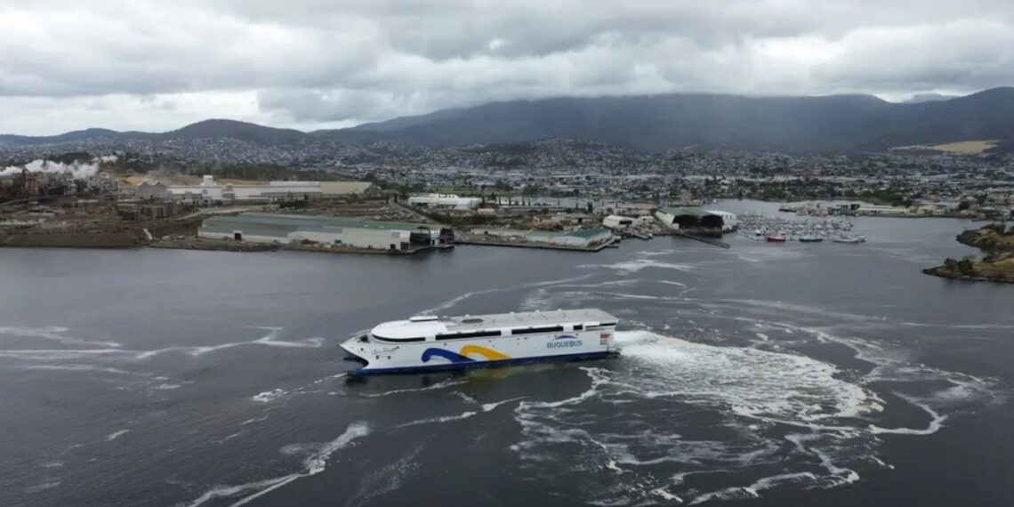 Didžiausias pasaulyje elektrinis laivas pradėjo lemtingus bandymus: ar atlaikys realias sąlygas?