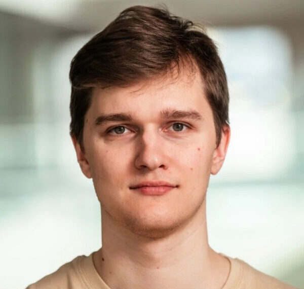 Dirbtinis intelektas kalba lietuviškai: nauja platforma atskleis paslėptas mūsų kalbos galias