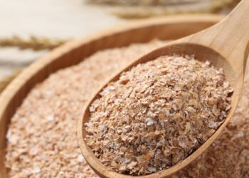 Dedant šį pigų priedą į jogurtą ar sriubą – sustabdys alkį ir cukraus šuolius kraujyje