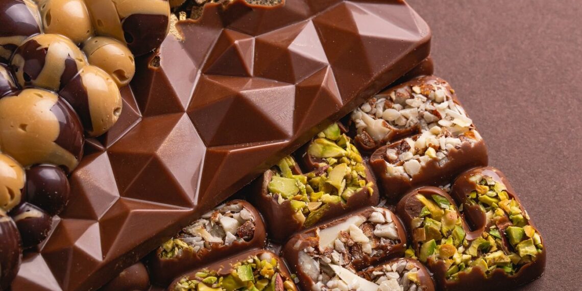 Dubaiaus šokoladas gali būti pavojingas sveikatai: šios grėsmės gamintojai slepia nuo jūsų