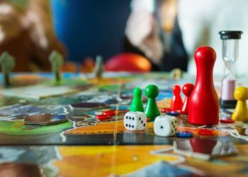 Ekspertai šokiruoti: nustok maigyti telefoną – ši „seniena“ smegenis lavina kelis kartus labiau stalo žaidimai