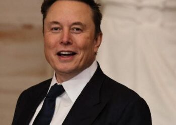 Elonas Muskas šokiravo pasaulį: atskleistas slaptas planas masiškai siųsti žmones į kitas planetas