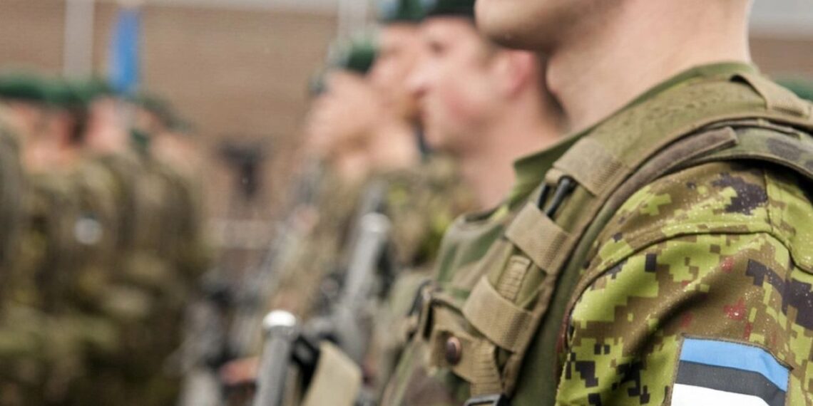 Estija imasi netikėto žingsnio: šauktiniams be valstybinės kalbos žadamos nemokamos estų pamokos