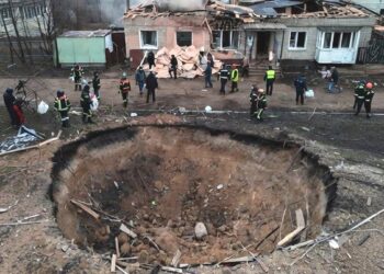 Fiasko Putino armijos: rusų bombonešiai vėl „per klaidą“ sulygino su žeme savo miestą