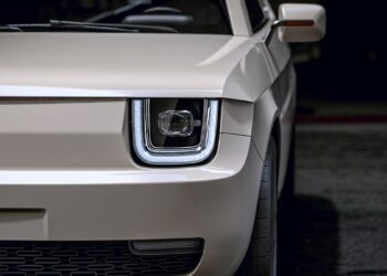 Grįžta legendinis FIAT? Štai kaip atrodys naujasis Fiat 126 po ES taisyklių revoliucijos