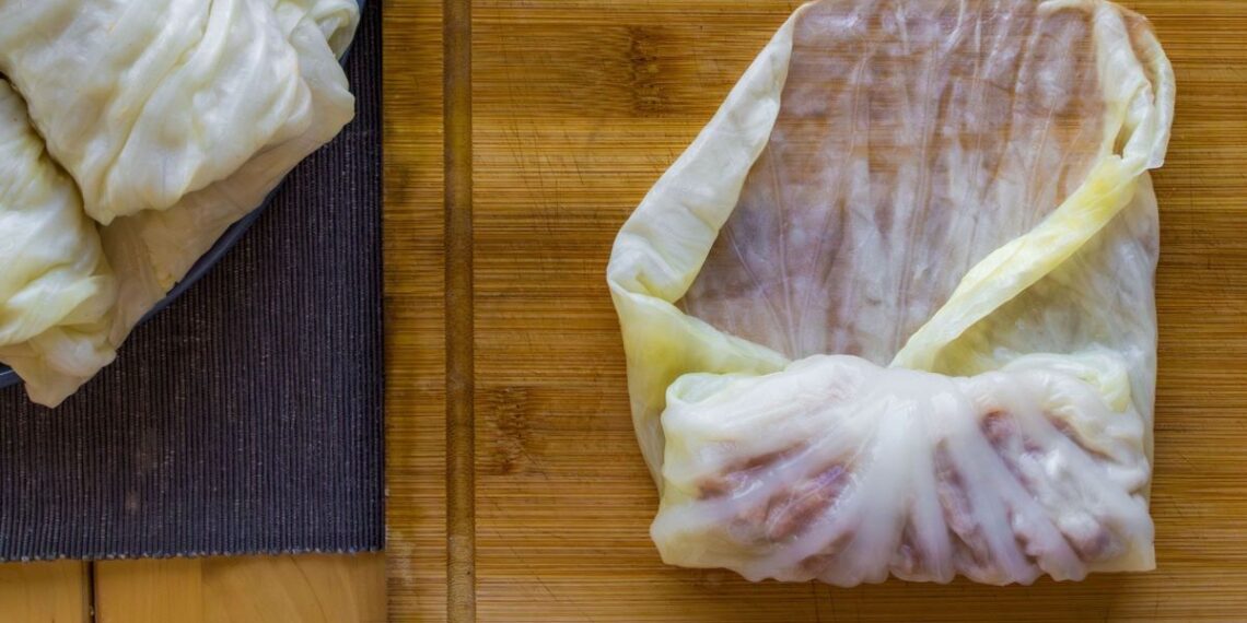 Gudrybė iš virtuvės: pridėkite šito į vandenį ir kopūstų lapai taps minkšti, nelūžtantys