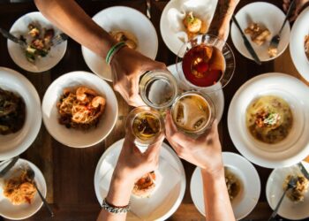 Gydytoja perspėja: šiuos produktus po Naujųjų skubiai meskite iš šaldytuvo, kitaip rizikuojate apsinuodyti