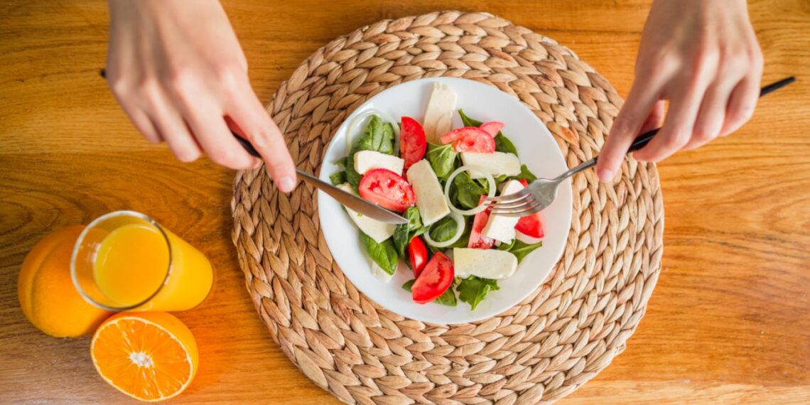 Gydytojai atskleidė 7 kasdienius įpročius, kurie nepastebimai pripildo jus vitaminais kasdien