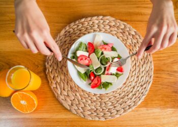 Gydytojai atskleidė 7 kasdienius įpročius, kurie nepastebimai pripildo jus vitaminais kasdien