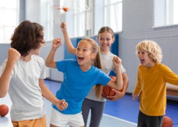 Gydytojai nustebo: šios kasdienės fizinės veiklos daro stebuklus vaikams nuo 1 iki 18 metų