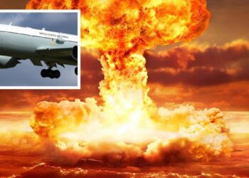 Į Europą slapta atskrido JAV „branduolinių sprogimų medžiotojas“ – artėja smūgis Iranui?