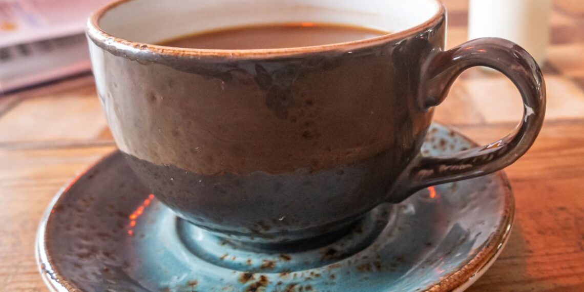 Įdėk šaukštelį šio stebuklingo priedo į kavą – net pigiausia pakelsis iki baristos lygio