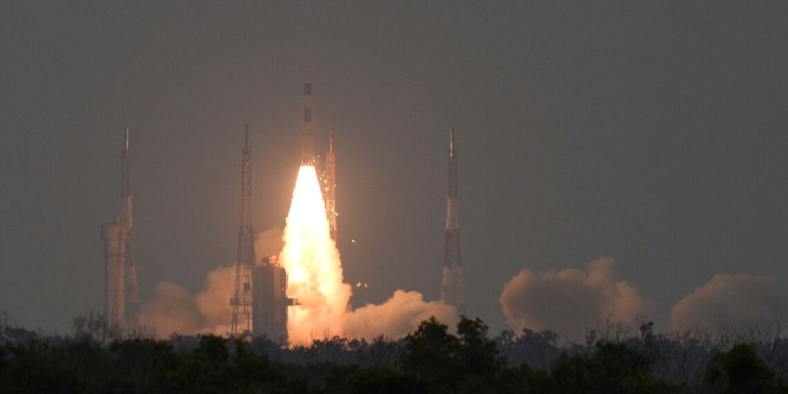 Indijos raketos PSLV fiasko kosmose jau ANTRĄ kartą: netikėta katastrofa šokiravo pasaulį