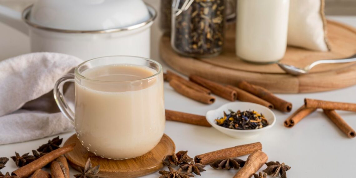 Indiškas prieskoninis čajus, kuris šią žiemą pakeis jūsų kavą: norėsite virti kasdien
