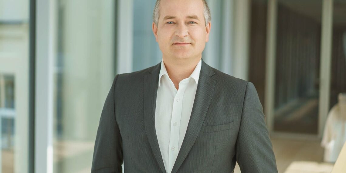 Kas trečias vairuotojas patyrė avariją ant ledo: ekspertai įvardijo 1 lemtingą klaidą, kurią darome kasdien