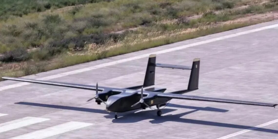 Kinai pakilo į naują lygį: bepilotis krovininis lėktuvas skraidins toną krovinių 1800 km