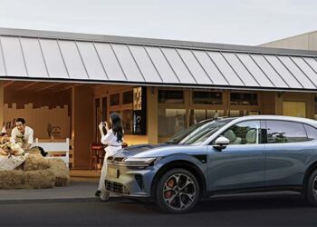 Kinų milžinas Geely atskleidė slaptą planą: šturmuos elektrinių automobilių rinką ir iki 2030 taps TOP5 pasaulyje